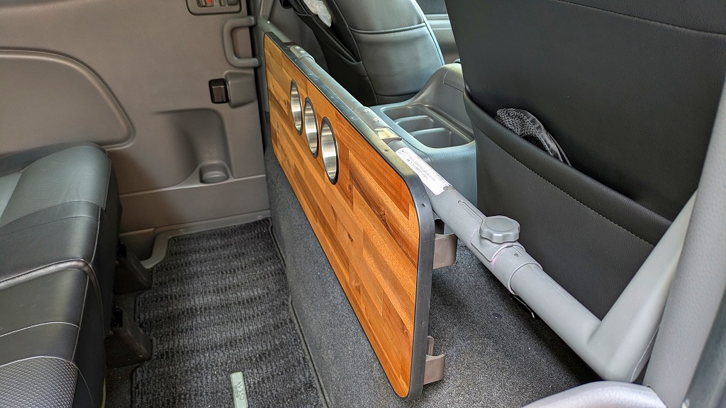 E26キャラバン 自作セカンドテーブルの作り方 必要部品（200系